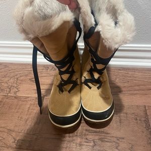 Sorel snow boots!